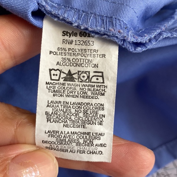 2 Wonder Wink Nurse Scrub Tops Size XS - Picture 11 of 11